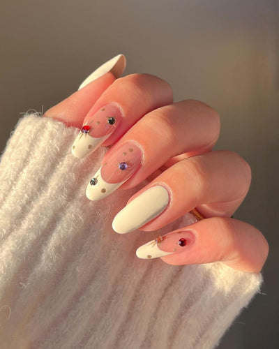 Manicura Francesa Almendra con Acabado Profesional - Image 12