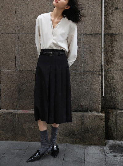 Blusa Elegante con Efecto Capas y Mangas Abullonadas - Image 27