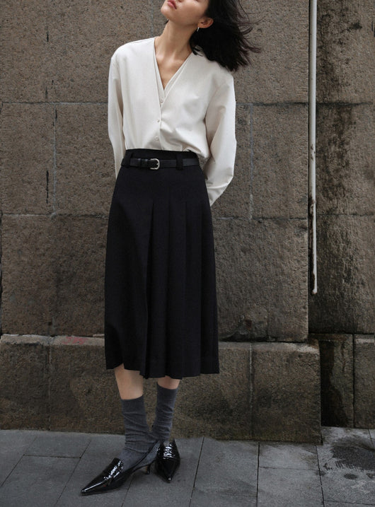 Blusa Elegante con Efecto Capas y Mangas Abullonadas - Image 27