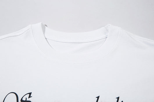 Playera Holgada Mariposas y Letras para Hombre - Comodidad de Verano - Image 27