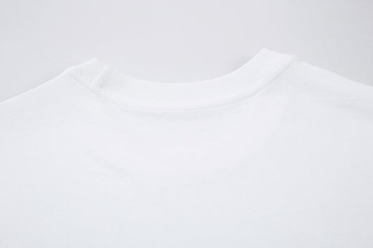 Playera Holgada Mariposas y Letras para Hombre - Comodidad de Verano - Image 28