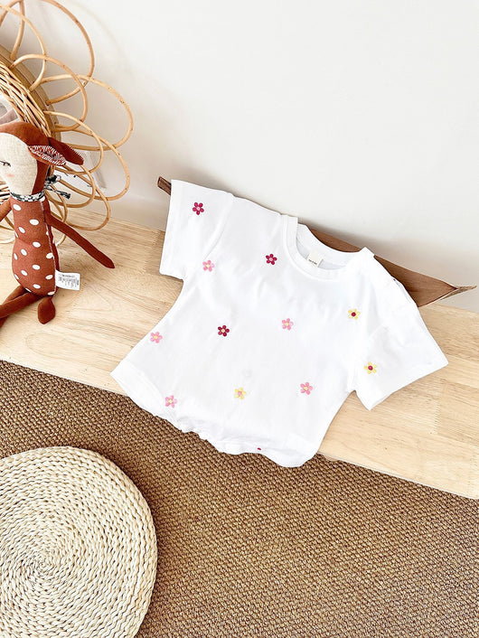 Jumpsuit Infantil con Bordado Floral, Cuello Redondo y Diseño Triangular - Image 12