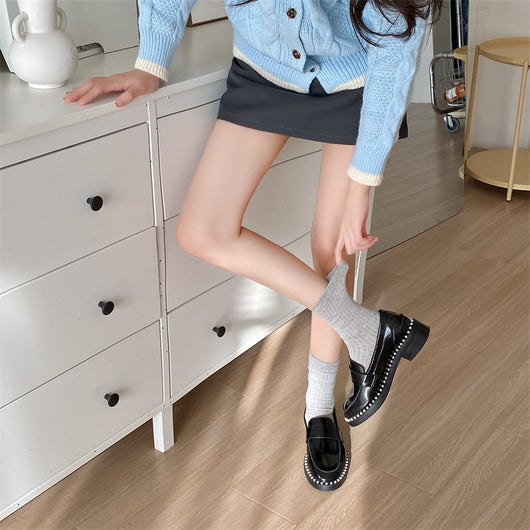 Calcetines Blancos para Mujer con Rayas Hundidas y Diseño Acanalado - Image 28