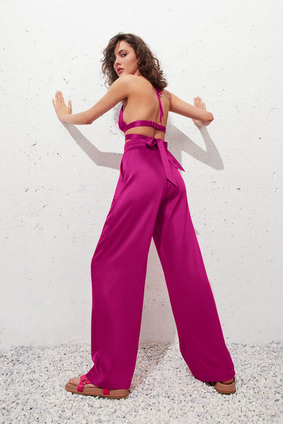 Conjunto Elegante Chaleco Halter con Falda de Encaje y Cordones - Image 18