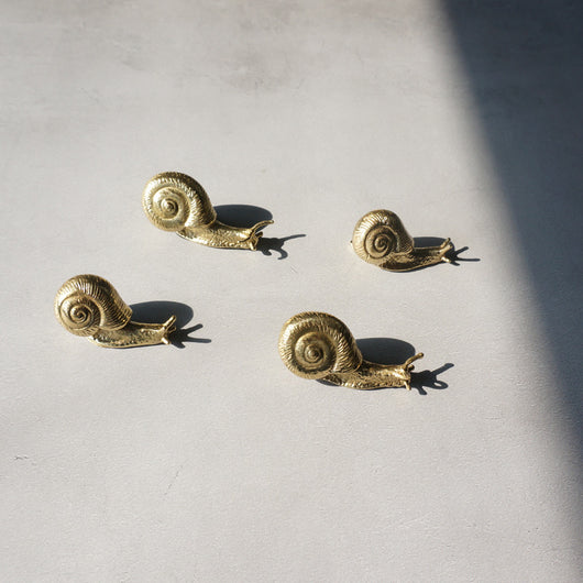 Tirador de Caracol Retro Europeo en Latón para Muebles y Puertas - Image 20