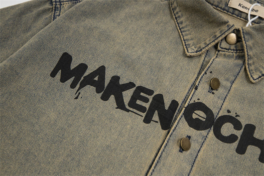 Camisa Denim Desgastada con Letras Waste para Hombre - Image 33