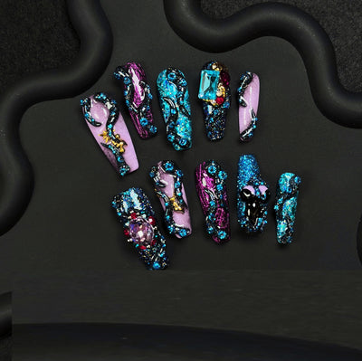Manicura Personalizada Misterio Blanco y Negro Brillo Intenso - Image 9
