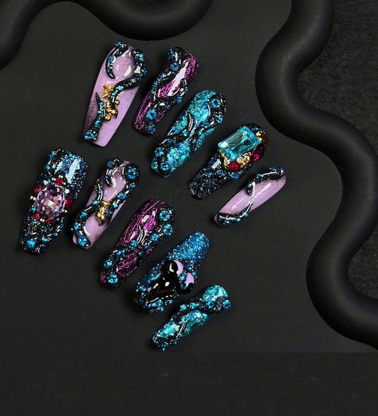 Manicura Personalizada Misterio Blanco y Negro Brillo Intenso - Image 10