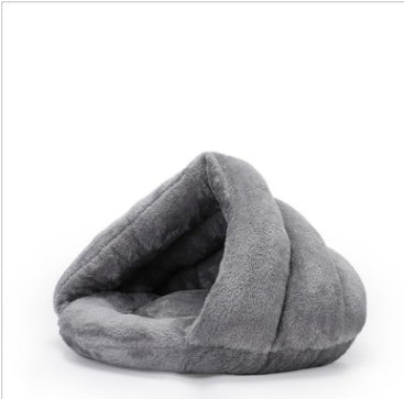 Nido Triangular de Terciopelo Ártico para Perros - Cama Cerrada y Cálida - Image 10