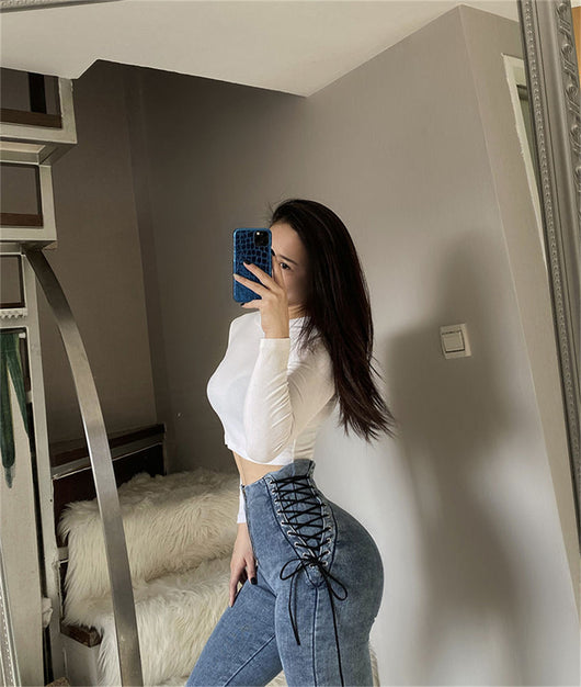 Jeans Mujer con Cintura Controlada y Cordones Cruzados - Image 17