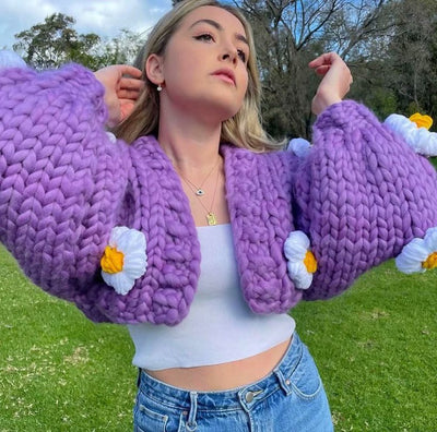 Cardigan Tejido a Mano con Bordado de Frutas y Jacquard - Image 19