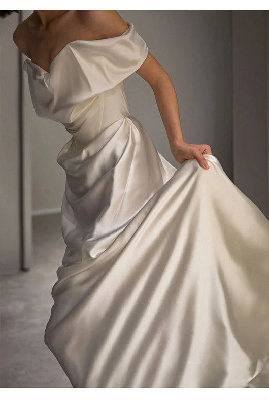 Vestido de Novia Blanco Francés con Hombros Descubiertos - Image 10
