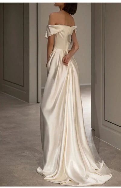 Vestido de Novia Blanco Francés con Hombros Descubiertos - Image 11