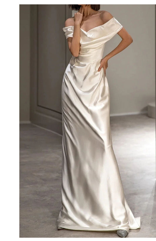 Vestido de Novia Blanco Francés con Hombros Descubiertos - Image 12