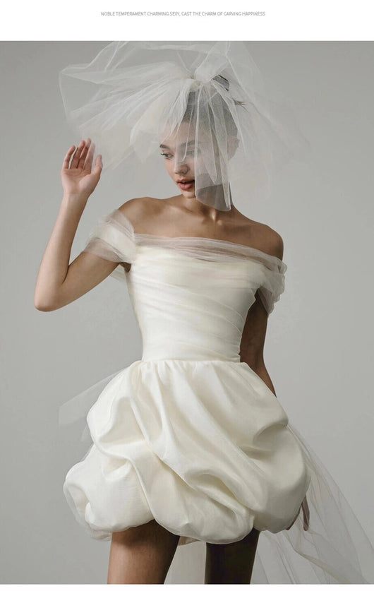 Vestido de Novia Blanco Corto con Hombros Descubiertos - Image 9