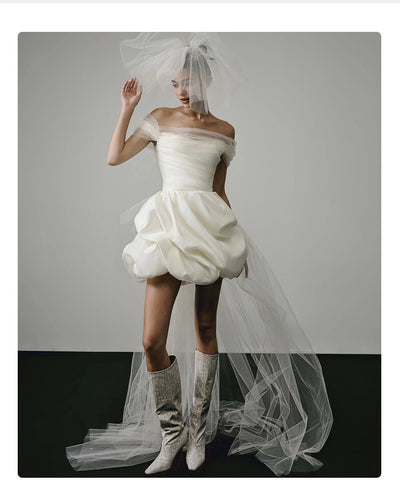 Vestido de Novia Blanco Corto con Hombros Descubiertos - Image 13