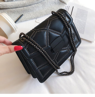 Bolso de Mano Texturizado en Tonos Naturales - Versátil y Elegante - Image 11