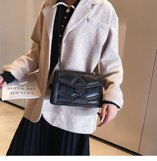 Bolso de Mano Texturizado en Tonos Naturales - Versátil y Elegante - Image 13