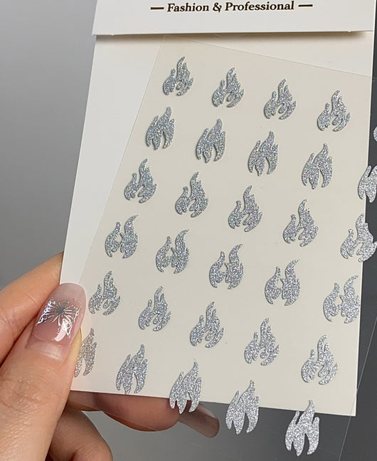 Decoraciones de Uñas Mariposa y Estrella Plateada - Adhesivo Reutilizable - Image 13