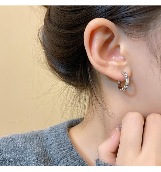 Aros de Plata Esterlina con Circonita Cúbica - Diseño Minimalista - Image 12