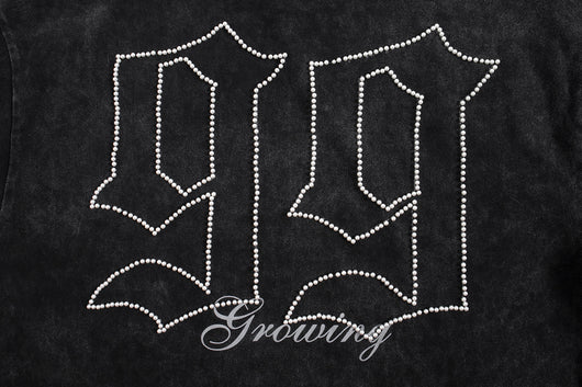 Playera de Algodón con Letras Góticas Desgastadas para Hombre - Image 26
