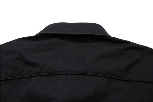 Camisa Suelta de Manga Corta para Hombre en Tono Oscuro - Image 30