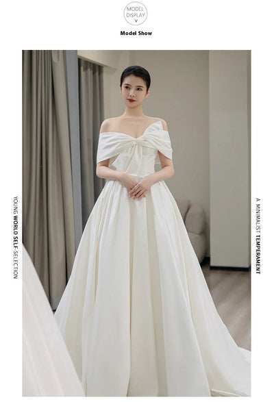 Vestido de Novia Satinado Elegante y Minimalista - Image 22
