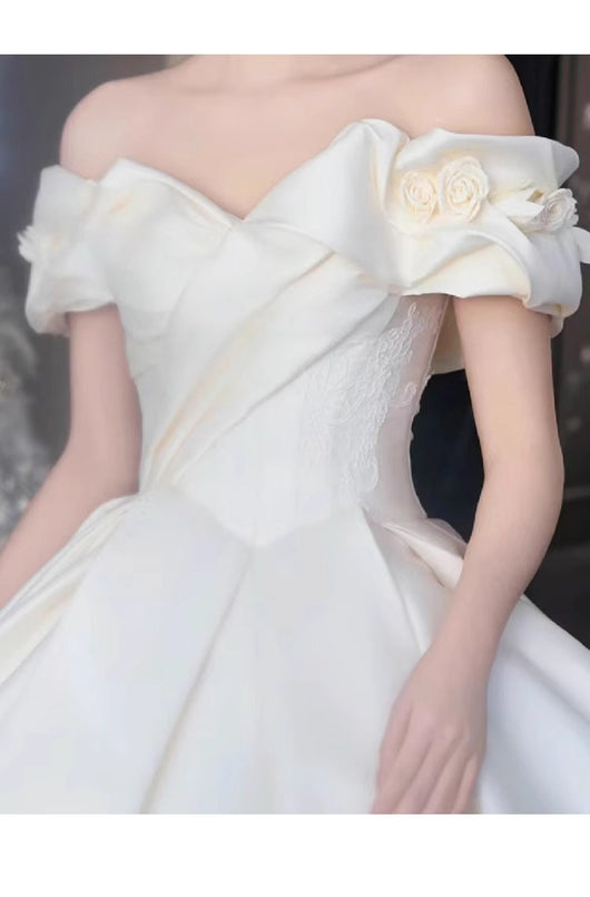 Vestido de Novia Satén Hombros Descubiertos Encaje Francés Elegancia Premium - Image 15