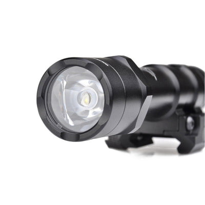 Linterna Táctica LED M600B de Alto Rendimiento - Image 10
