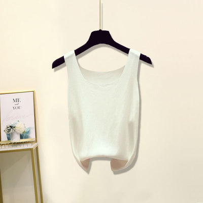 Conjunto de 3 Piezas: Camisa a Rayas, Blusa y Jeans Anchos - Image 17