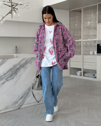 Camisa Suelta Estilo Retro con Detalles Desgastados - Image 11