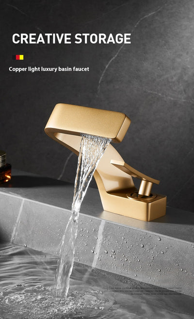Grifo de Lujo Dorado con Cascada para Lavamanos - Agua Fría y Caliente - Image 45
