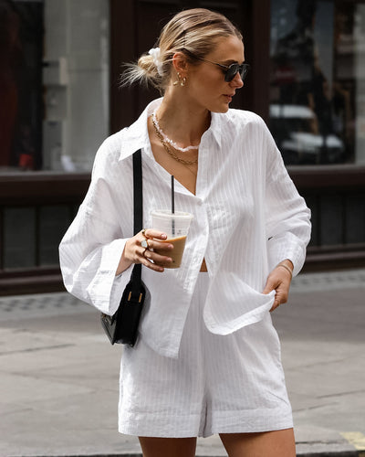 Conjunto Dos Piezas Mujer: Camisa Jacquard Blanca y Shorts - Estilo Street Fashion - Image 12