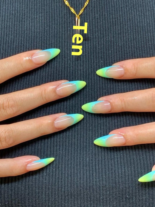 Manicura Francesa Almendra Personalizada Acabado Premium Hecha a Mano - Image 8