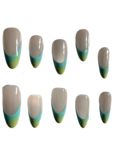 Manicura Francesa Almendra Personalizada Acabado Premium Hecha a Mano - Image 11