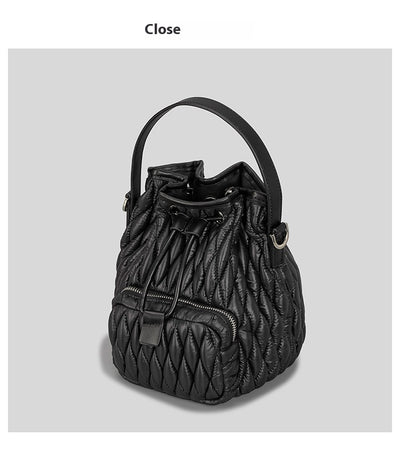 Bolso de Hombro Acolchado Nylon con Cordón y Diseño Rombo - Image 27
