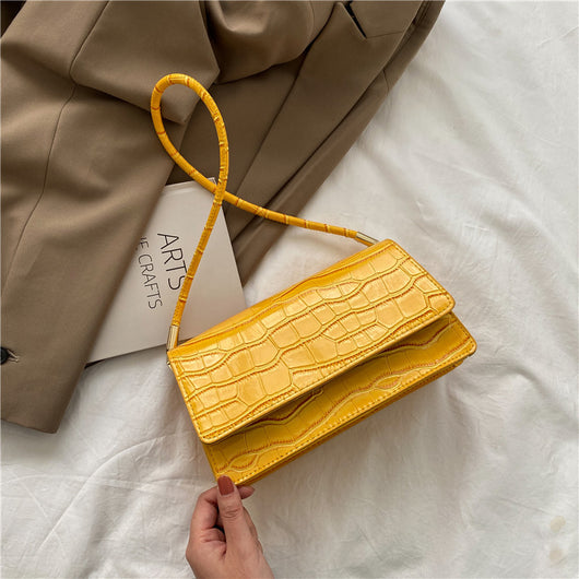Bolso Axilar de Lujo para Mujer - Diseño Trendy de Alto Nivel - Image 14