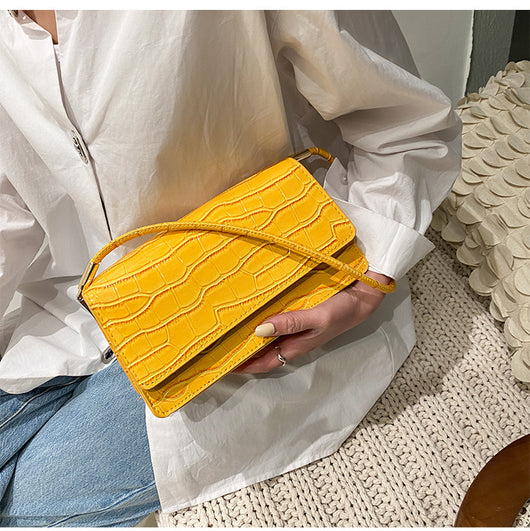Bolso Axilar de Lujo para Mujer - Diseño Trendy de Alto Nivel - Image 16