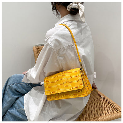 Bolso Axilar de Lujo para Mujer - Diseño Trendy de Alto Nivel - Image 17