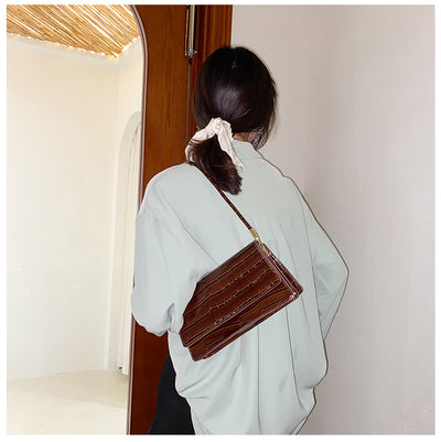 Bolso Axilar de Lujo para Mujer - Diseño Trendy de Alto Nivel - Image 21