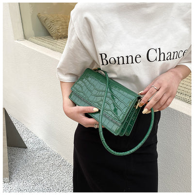Bolso Axilar de Lujo para Mujer - Diseño Trendy de Alto Nivel - Image 25