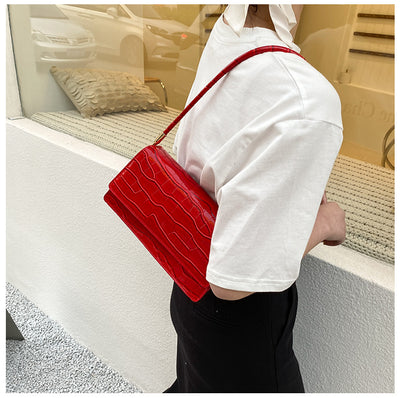 Bolso Axilar de Lujo para Mujer - Diseño Trendy de Alto Nivel - Image 32