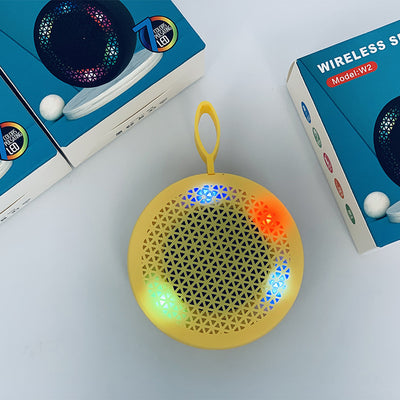 Altavoz Bluetooth Portátil para Exteriores con Micrófono y Transmisión de Voz - Image 16