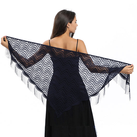 Vestido de Noche con Capa de Encaje y Escote Triangular - Image 67
