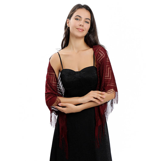 Vestido de Noche con Capa de Encaje y Escote Triangular - Image 89