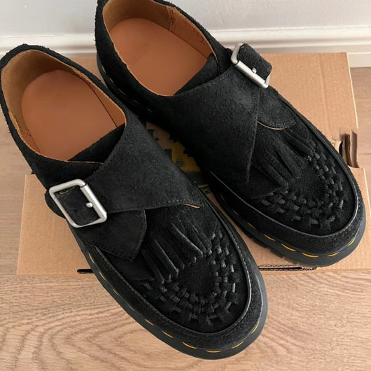 Zapatos de Cuero Unisex con Borlas - Estilo Versátil para Él y Ella - Image 16