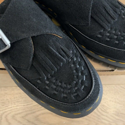 Zapatos de Cuero Unisex con Borlas - Estilo Versátil para Él y Ella - Image 17