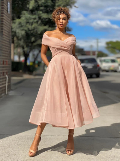 Vestido Elegante Escote Frío Espalda Descubierta para Fiestas y Eventos - Image 9
