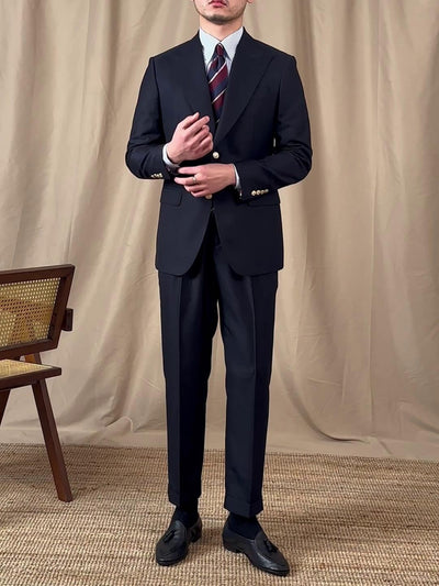 Traje Tres Piezas Slim Fit Azul Marino con Solapa de Caballero - Image 19