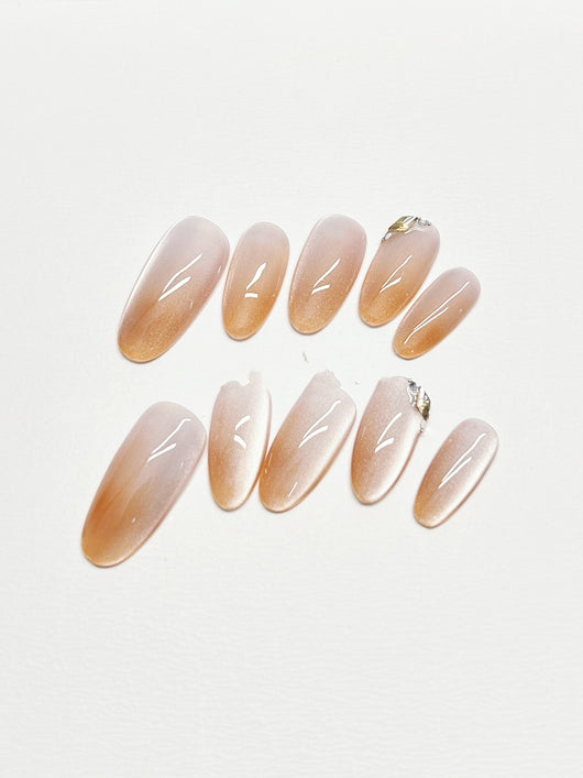 Pegatinas de Uñas Blancas de Temperamento Premium - Image 4